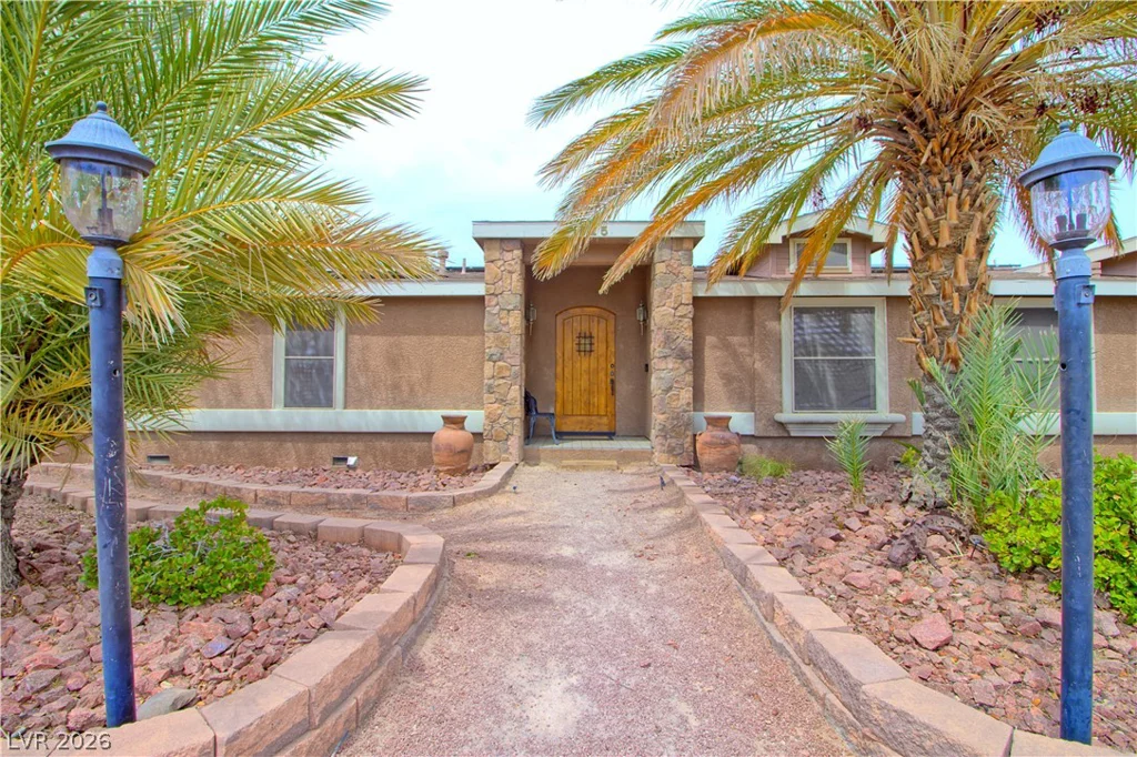 1725 Leonard, Las Vegas, NV 89108
