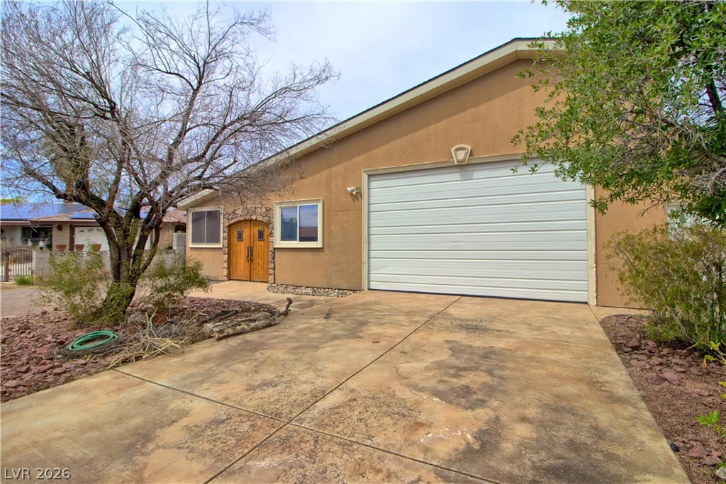 1725 Leonard, Las Vegas, NV 89108