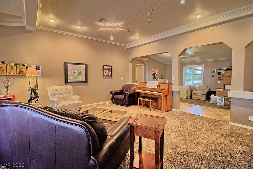 1725 Leonard, Las Vegas, NV 89108
