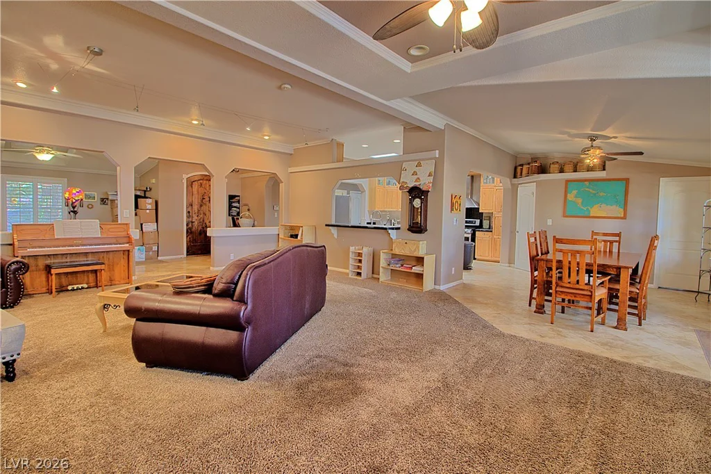 1725 Leonard, Las Vegas, NV 89108