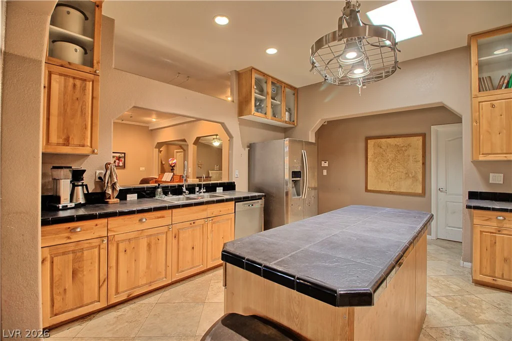 1725 Leonard, Las Vegas, NV 89108