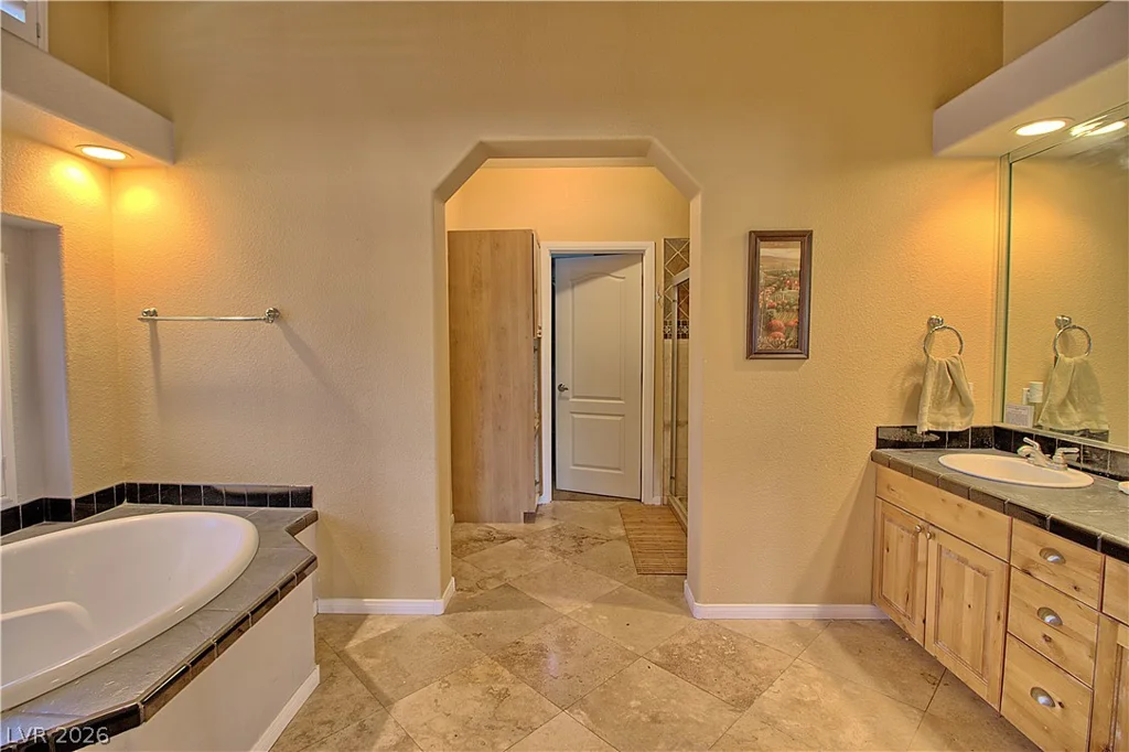 1725 Leonard, Las Vegas, NV 89108
