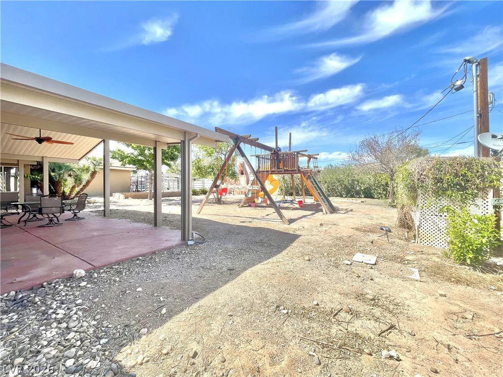 1725 Leonard, Las Vegas, NV 89108