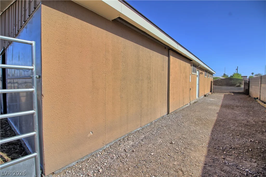 1725 Leonard, Las Vegas, NV 89108