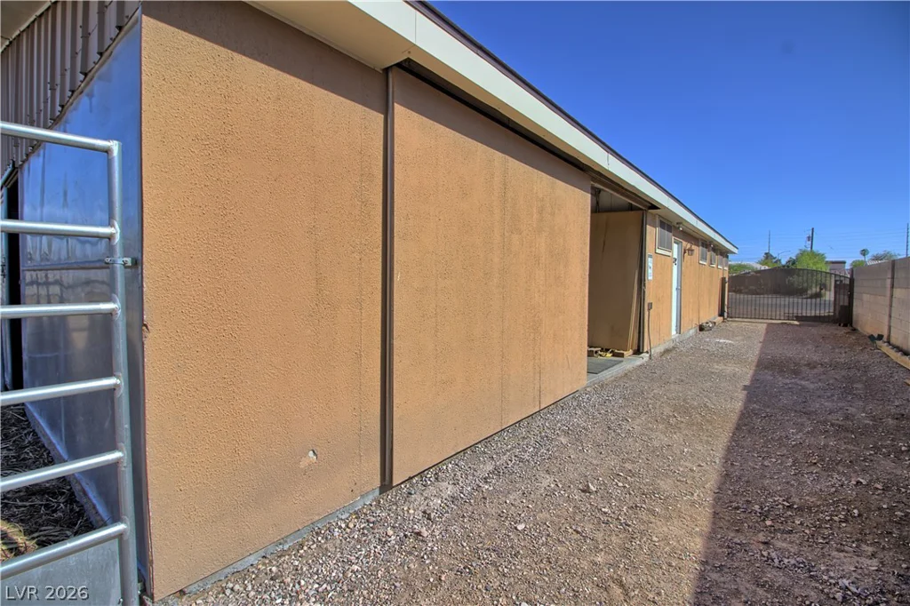 1725 Leonard, Las Vegas, NV 89108