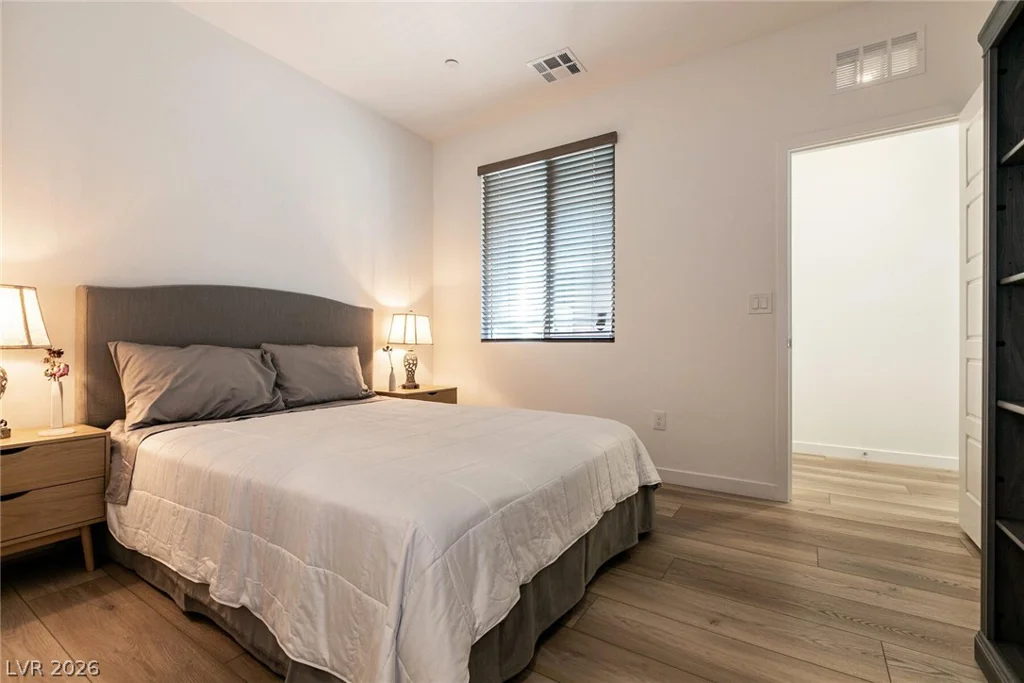 9764 Douglas Fir, Las Vegas, NV 89143