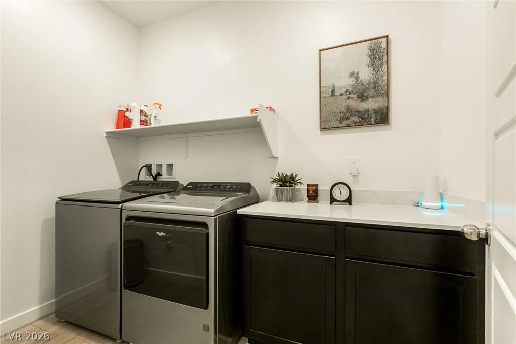 9764 Douglas Fir, Las Vegas, NV 89143