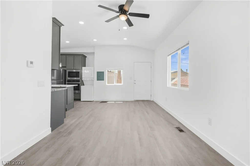 6273 Mount Rainier, Las Vegas, NV 89156