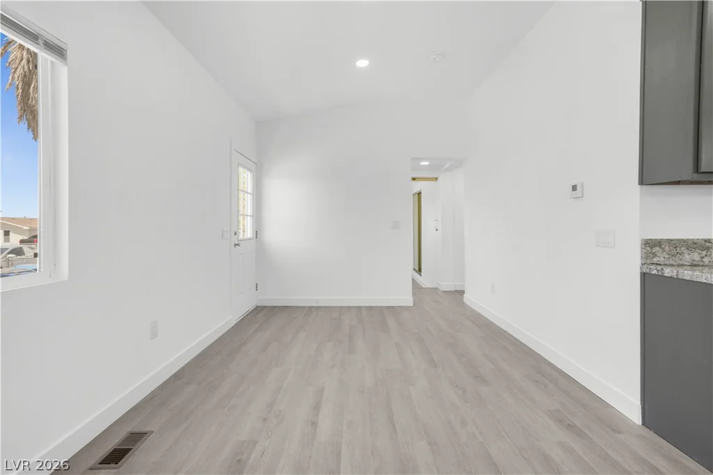 6273 Mount Rainier, Las Vegas, NV 89156