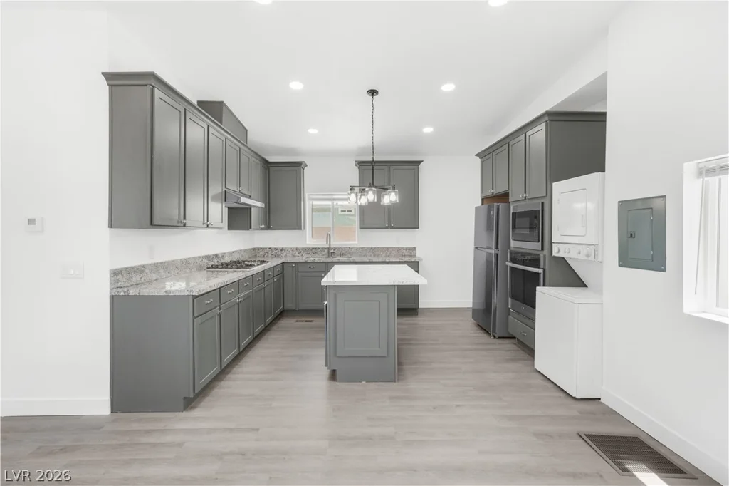 6273 Mount Rainier, Las Vegas, NV 89156