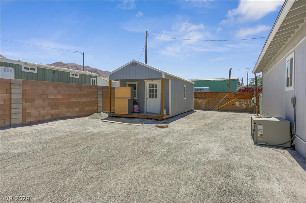 6273 Mount Rainier, Las Vegas, NV 89156