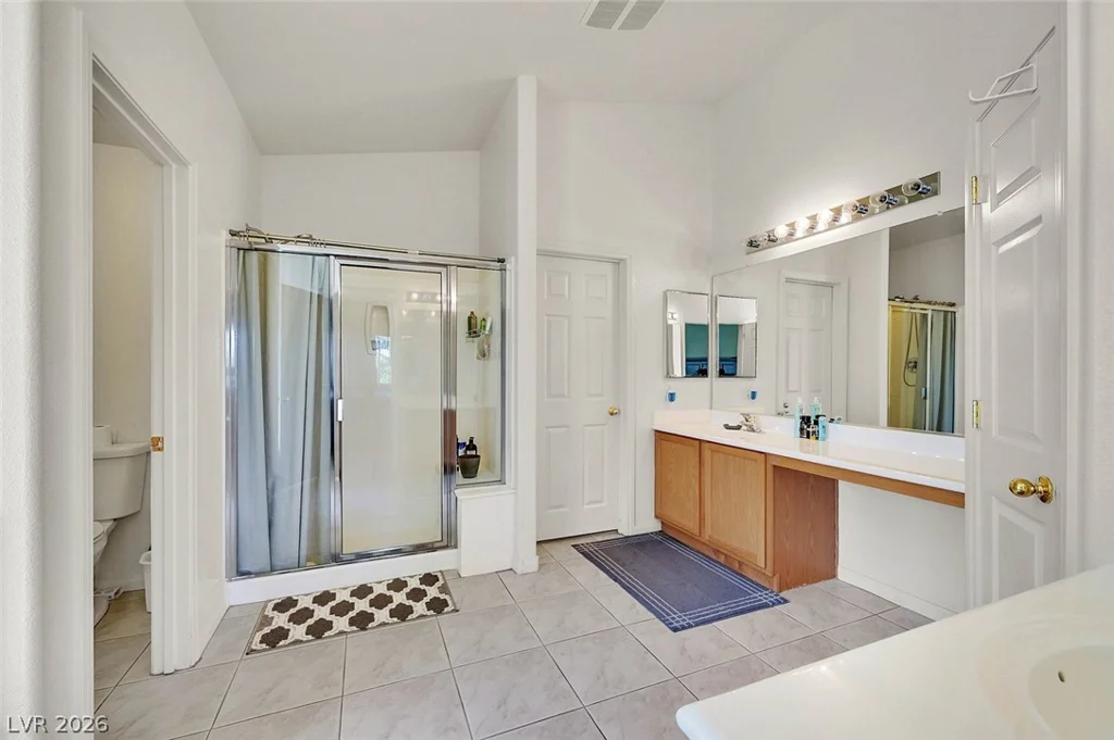 3704 Waynesvill, Las Vegas, NV 89122