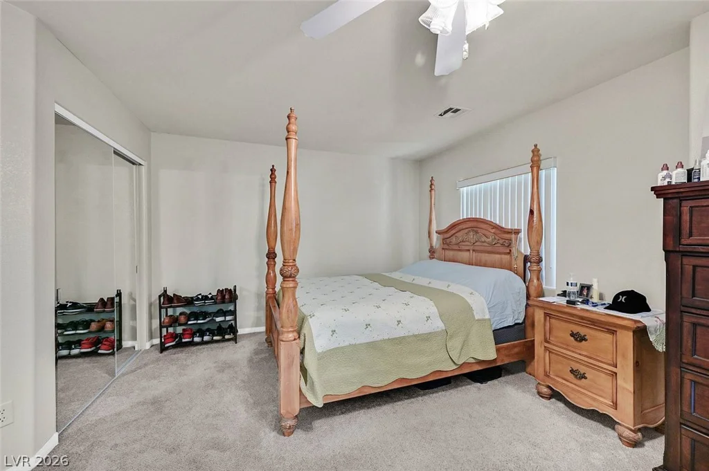 3704 Waynesvill, Las Vegas, NV 89122