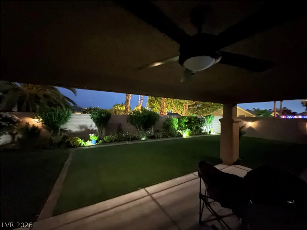 3704 Waynesvill, Las Vegas, NV 89122
