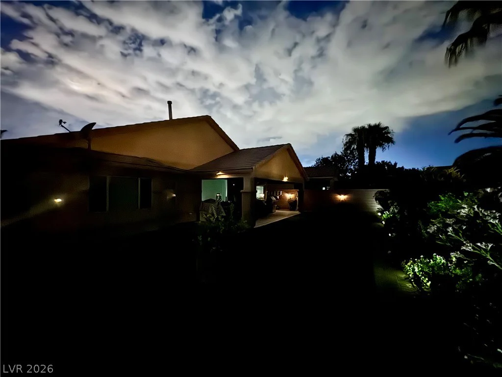 3704 Waynesvill, Las Vegas, NV 89122