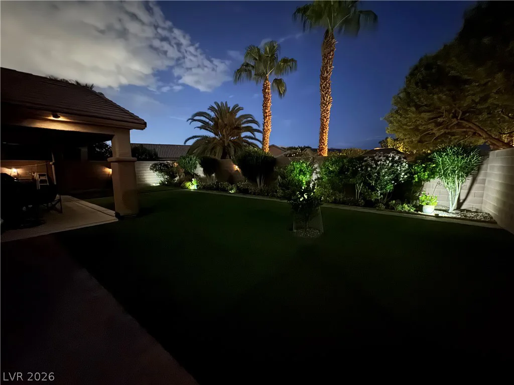 3704 Waynesvill, Las Vegas, NV 89122