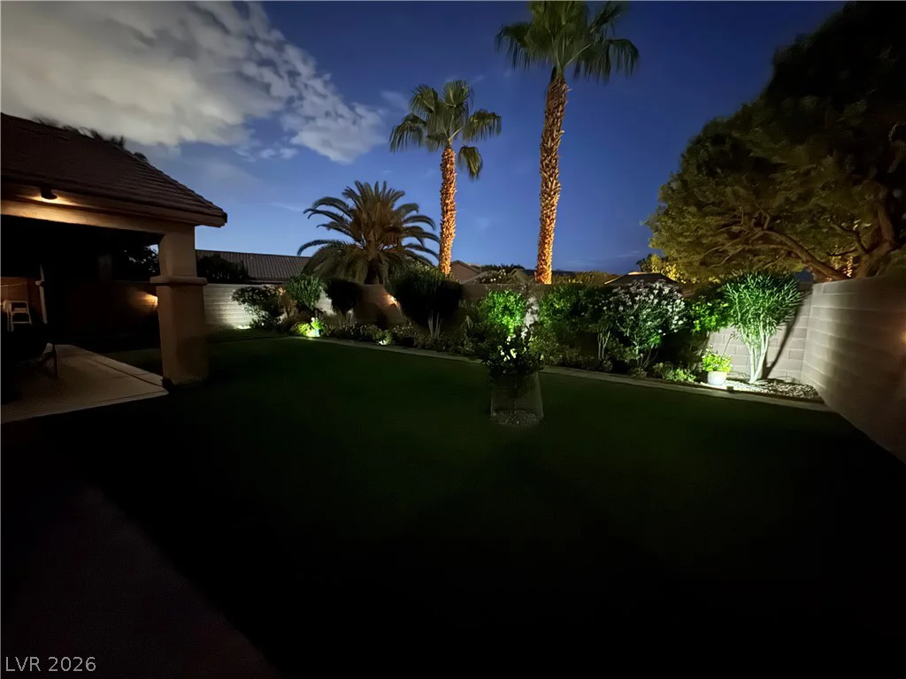 3704 Waynesvill, Las Vegas, NV 89122