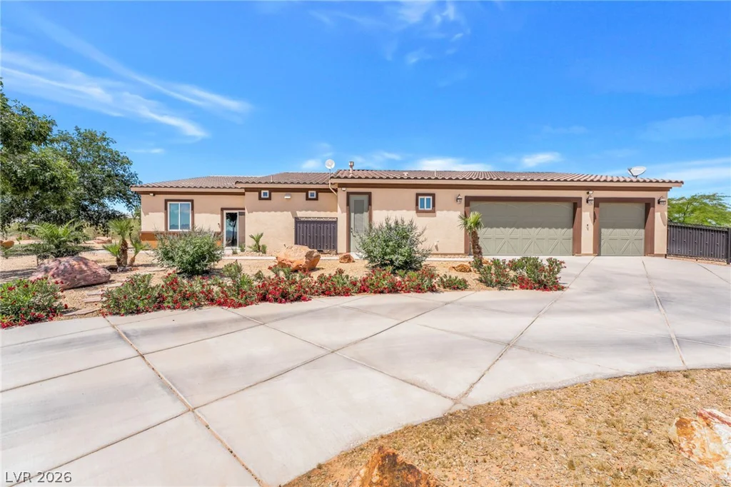 9065 CAMERON, Las Vegas, NV 89139