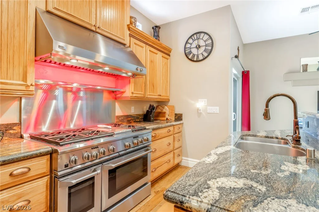 9065 CAMERON, Las Vegas, NV 89139