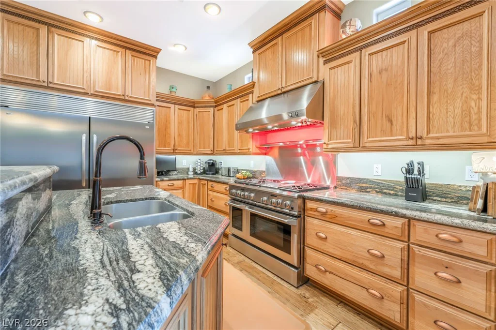 9065 CAMERON, Las Vegas, NV 89139