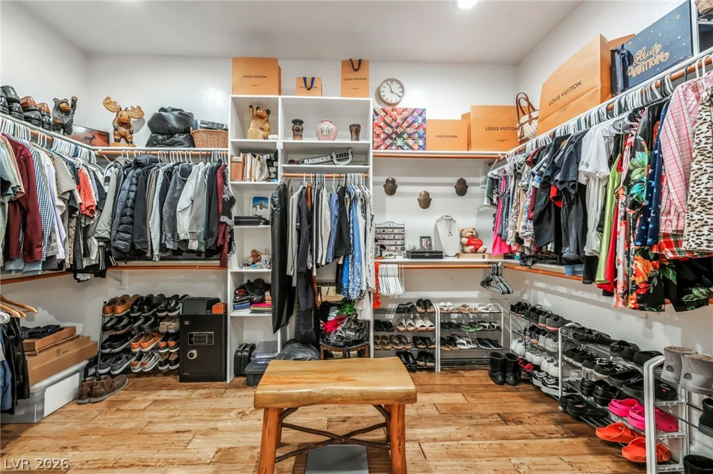 9065 CAMERON, Las Vegas, NV 89139