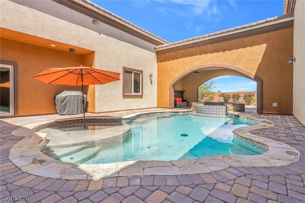 9065 CAMERON, Las Vegas, NV 89139