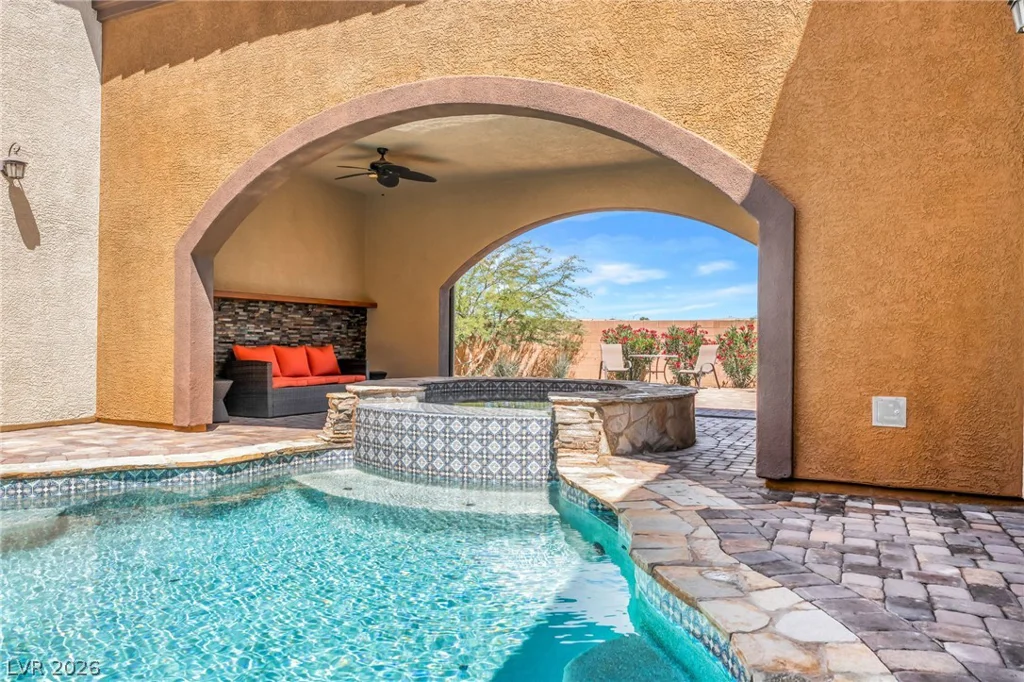 9065 CAMERON, Las Vegas, NV 89139