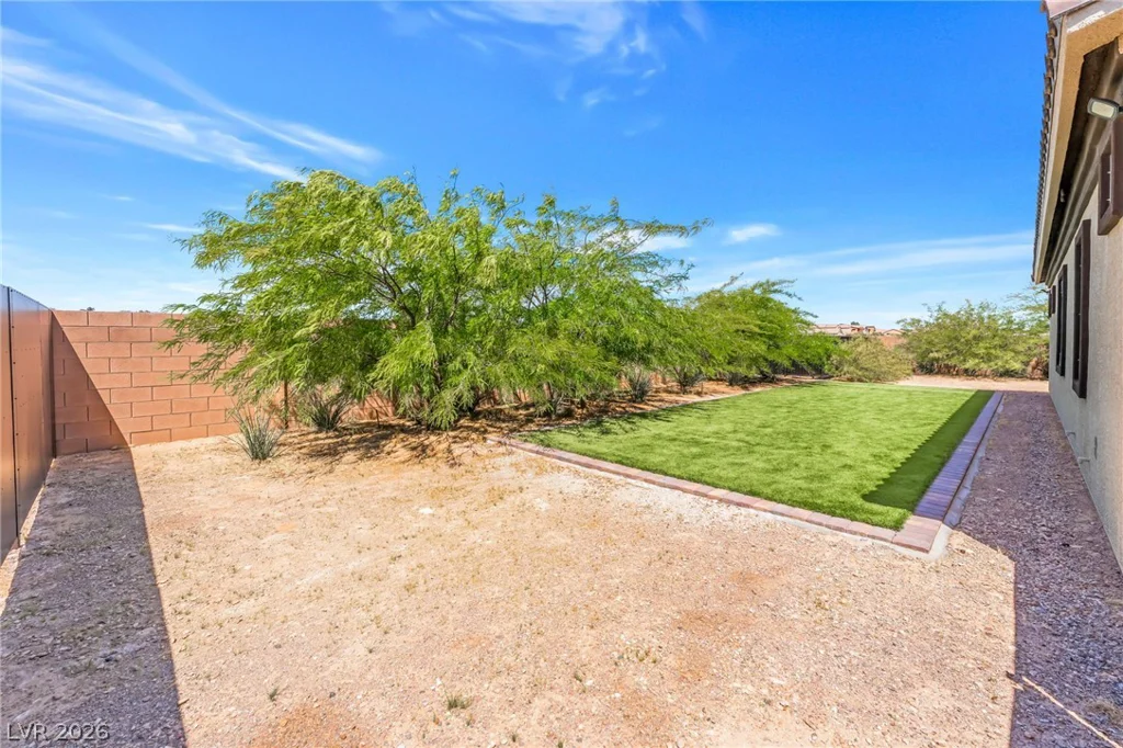 9065 CAMERON, Las Vegas, NV 89139