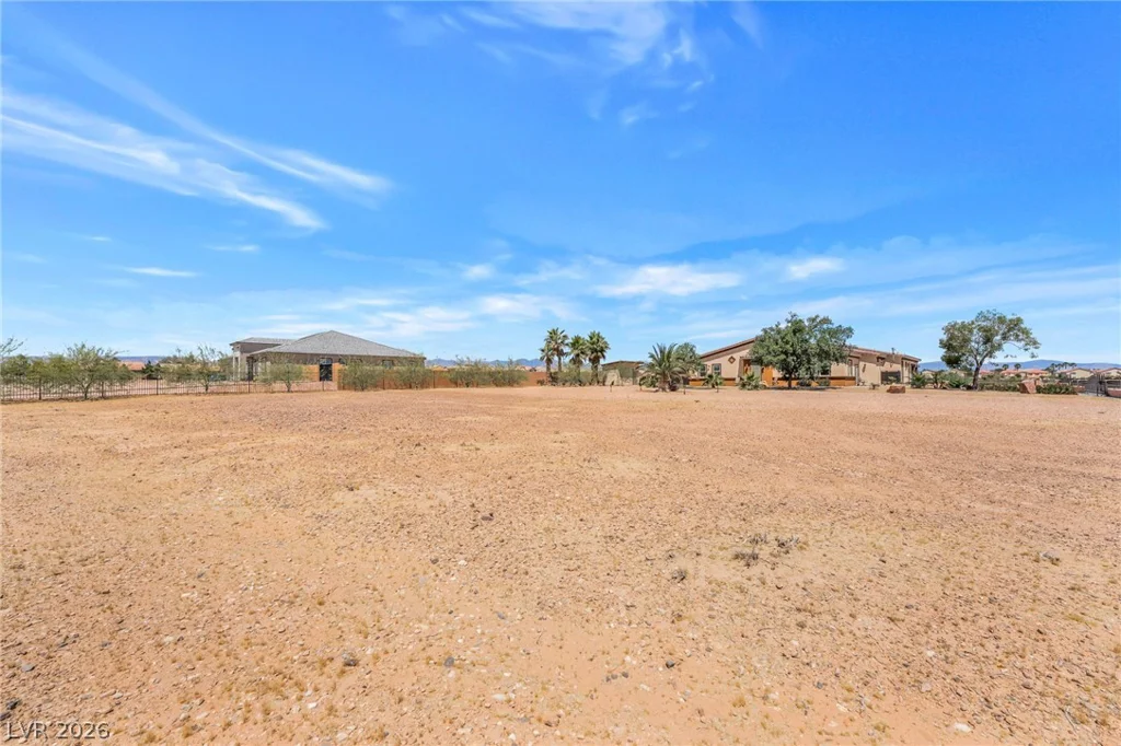9065 CAMERON, Las Vegas, NV 89139