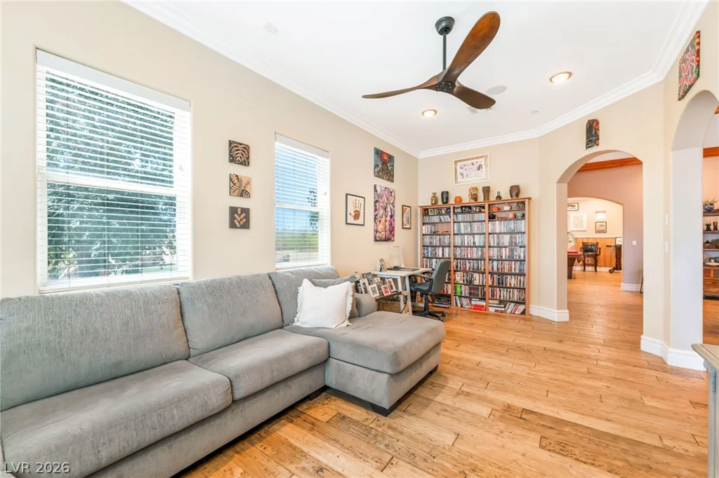 9065 CAMERON, Las Vegas, NV 89139