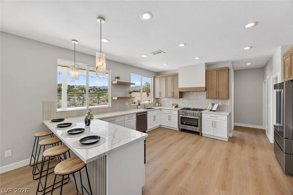 10745 Elk Lake, Las Vegas, NV 89144