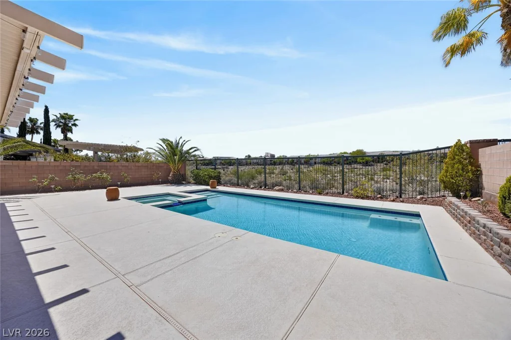 10745 Elk Lake, Las Vegas, NV 89144