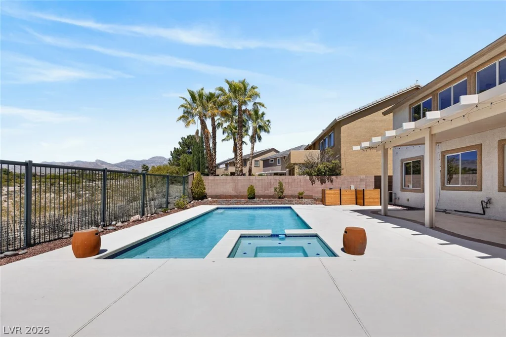 10745 Elk Lake, Las Vegas, NV 89144