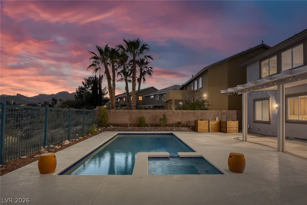 10745 Elk Lake, Las Vegas, NV 89144