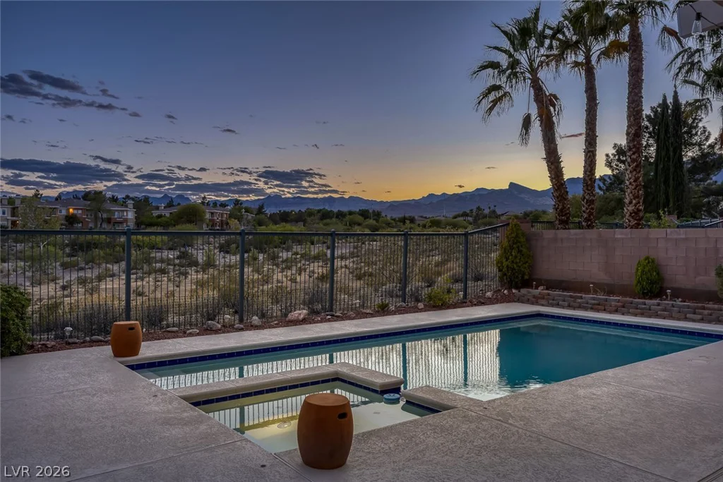 10745 Elk Lake, Las Vegas, NV 89144