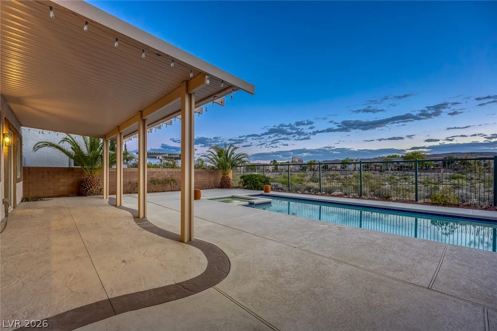 10745 Elk Lake, Las Vegas, NV 89144
