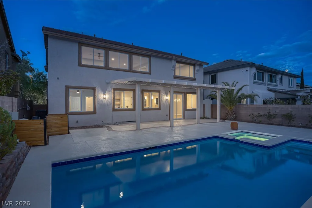 10745 Elk Lake, Las Vegas, NV 89144
