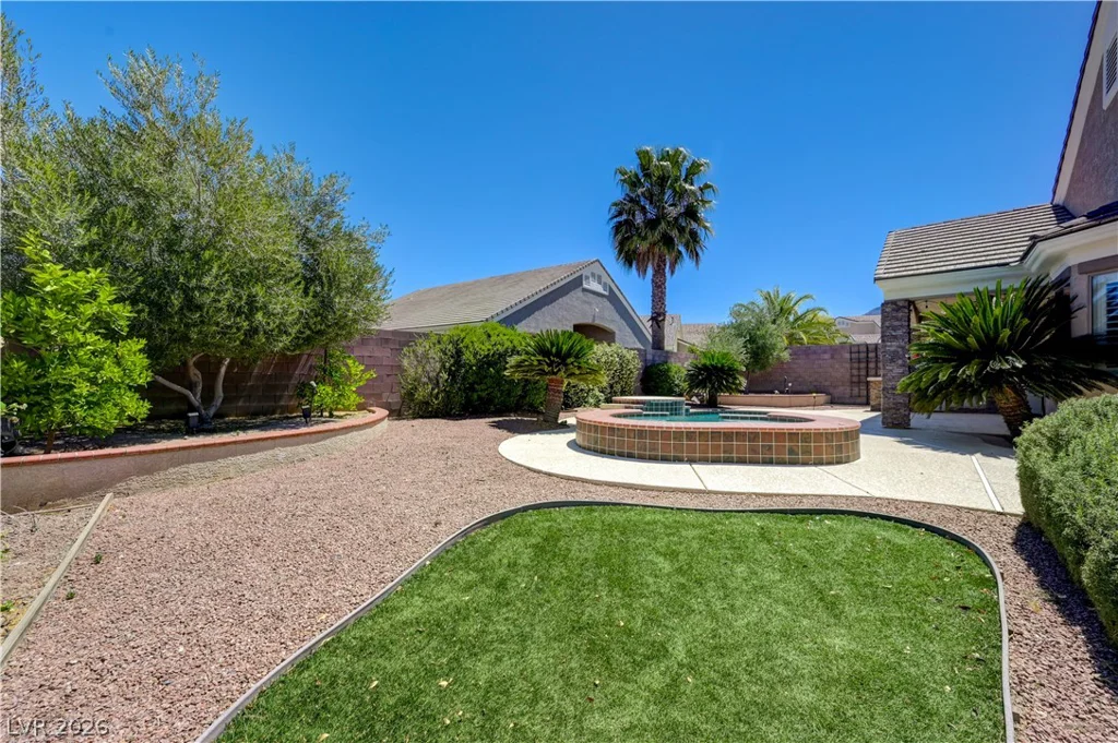 2052 Sinfonia, Henderson, NV 89052