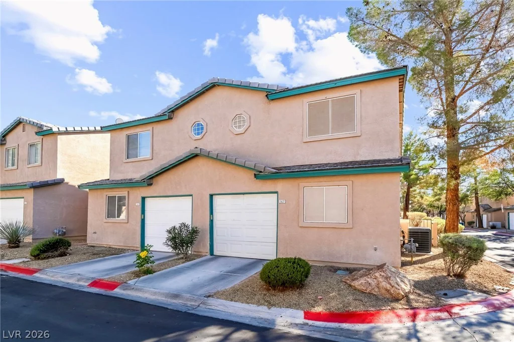 5621 Lago, Las Vegas, NV 89118