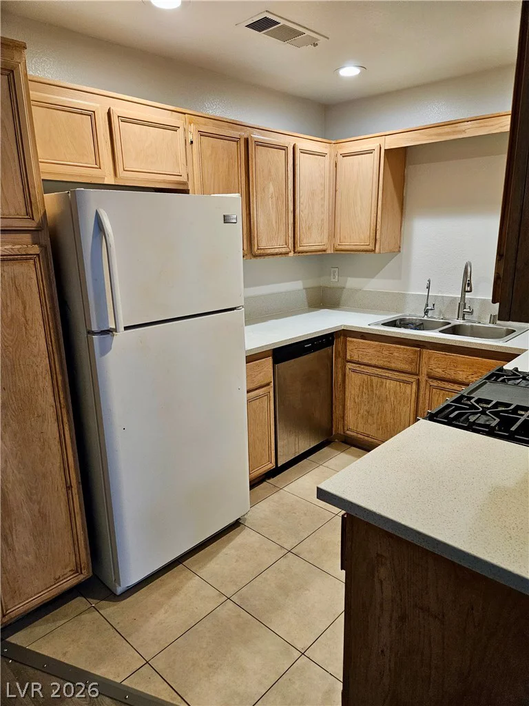 5621 Lago, Las Vegas, NV 89118