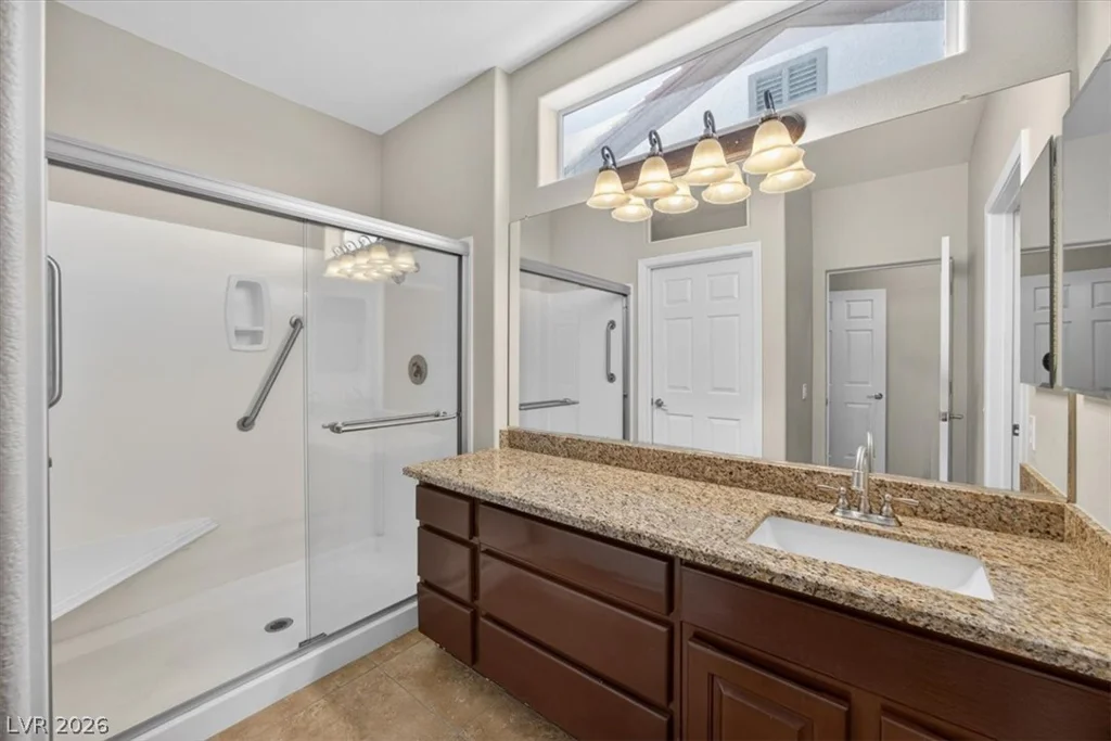 10128 Cresent Creek, Las Vegas, NV 89134