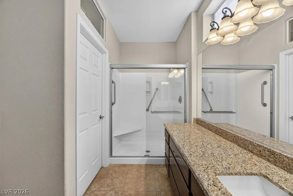 10128 Cresent Creek, Las Vegas, NV 89134