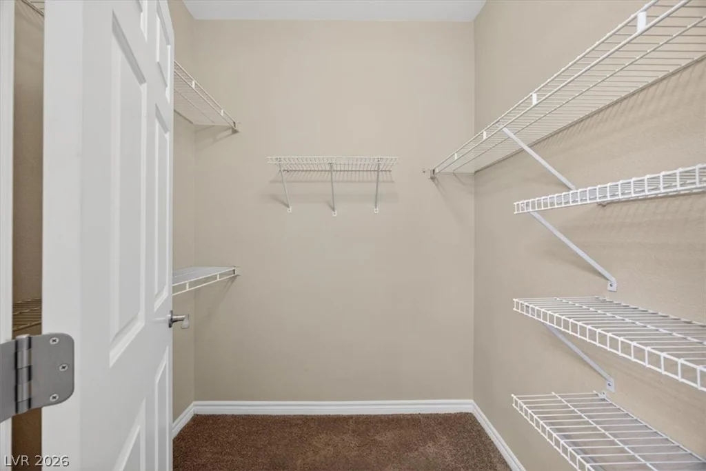 10128 Cresent Creek, Las Vegas, NV 89134