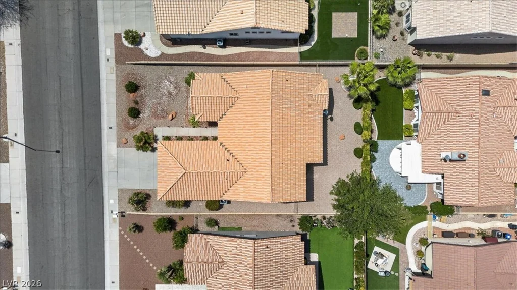 10128 Cresent Creek, Las Vegas, NV 89134