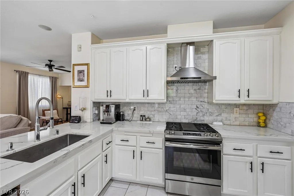 8220 Ruby Mountain, Las Vegas, NV 89128