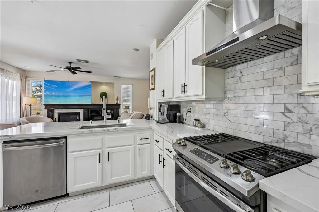 8220 Ruby Mountain, Las Vegas, NV 89128