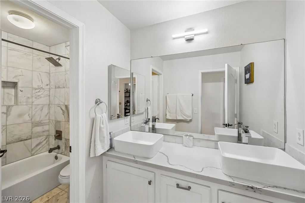 8220 Ruby Mountain, Las Vegas, NV 89128