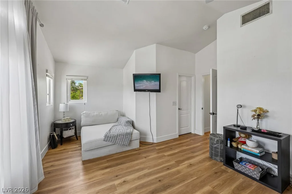 8220 Ruby Mountain, Las Vegas, NV 89128