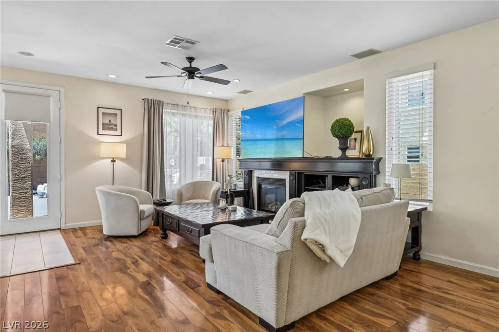 8220 Ruby Mountain, Las Vegas, NV 89128
