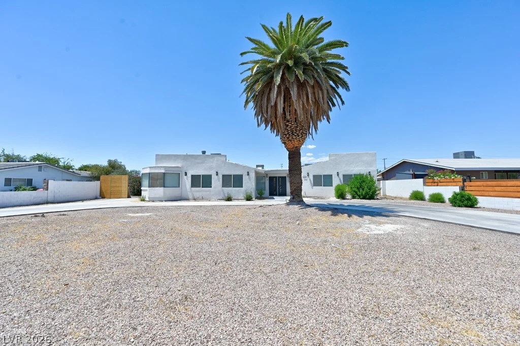 706 Lacy, Las Vegas, NV 89107